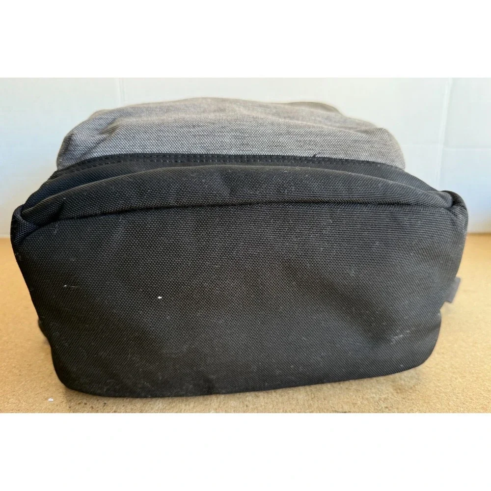 Hedgren Backpack Laptop Bag Gray Link Hook Up 15.5